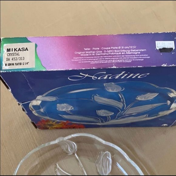 Vintage Mikasa Crystal “Nadine” Frosted Tulips Serving Platter 12.25” - Picture 5 of 6